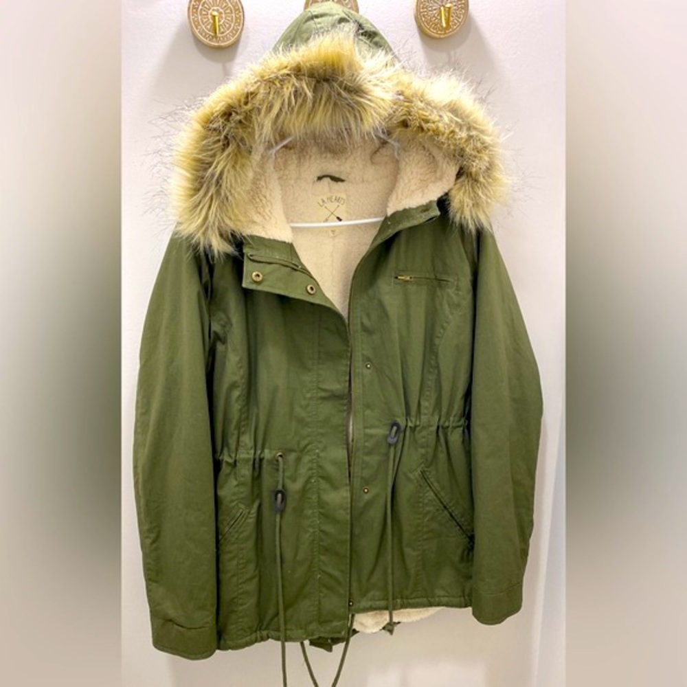 LA Hearts. Oversized Sherpa Jacket. Hood faux fur lining. XS. Fits like Small